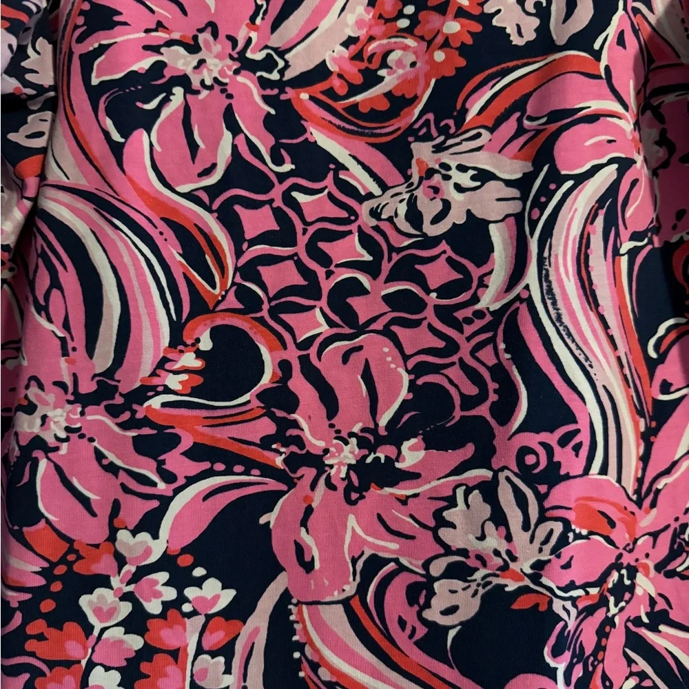 Lilly Pulitzer Rhett Top Low Tide Navy Flirty Fins and Feathers Pink XL